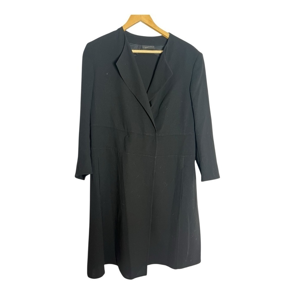 Akris Elegant Black Blazer, Elevated Look, Office Chic - Size M